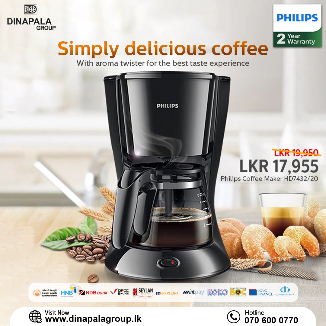 Philips coffee maker HD7432/20 with glass jug makes 2-7 cups in 10 min brewing time, compact design that takes little space in your kitchen, water level indicator. 