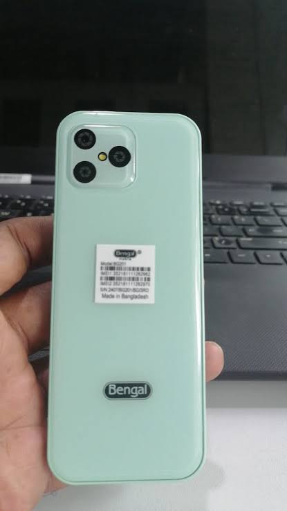 Bengal BG 201 BD Dual Sim Standby 2.4" Display 1400mAh Fixed Battery Feature Mobile Phone. 