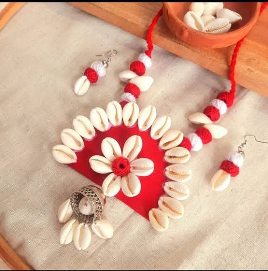 Unique design korir jewellery set. 