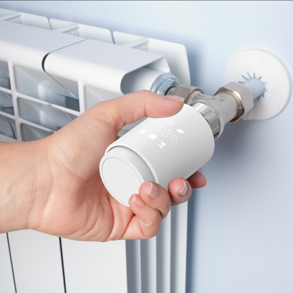 Smart Thermostatic Radiator Valve Actuator Bluetooth TRV Programmable Temperature Controller Alexa Tuya Google Assistant. 