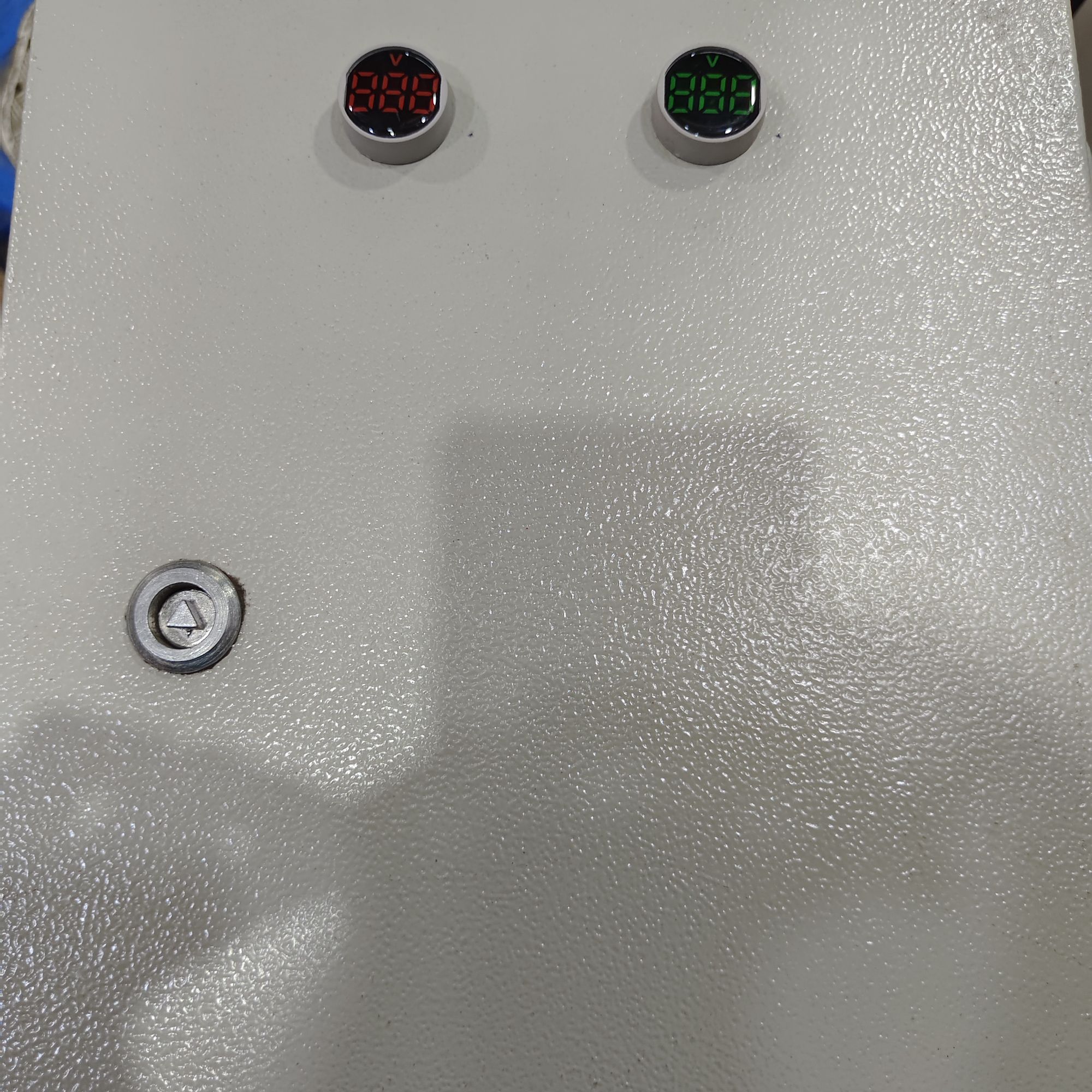 AUTOMATIC TRANSFER SWITCH (ATS) FOR GENERATOR WITH DONGA 50A 220/440 MAGNETIC CONTACTOR. 