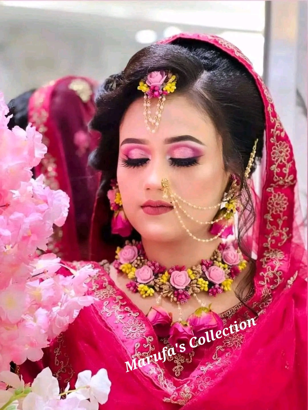 Artificial flower jewellery