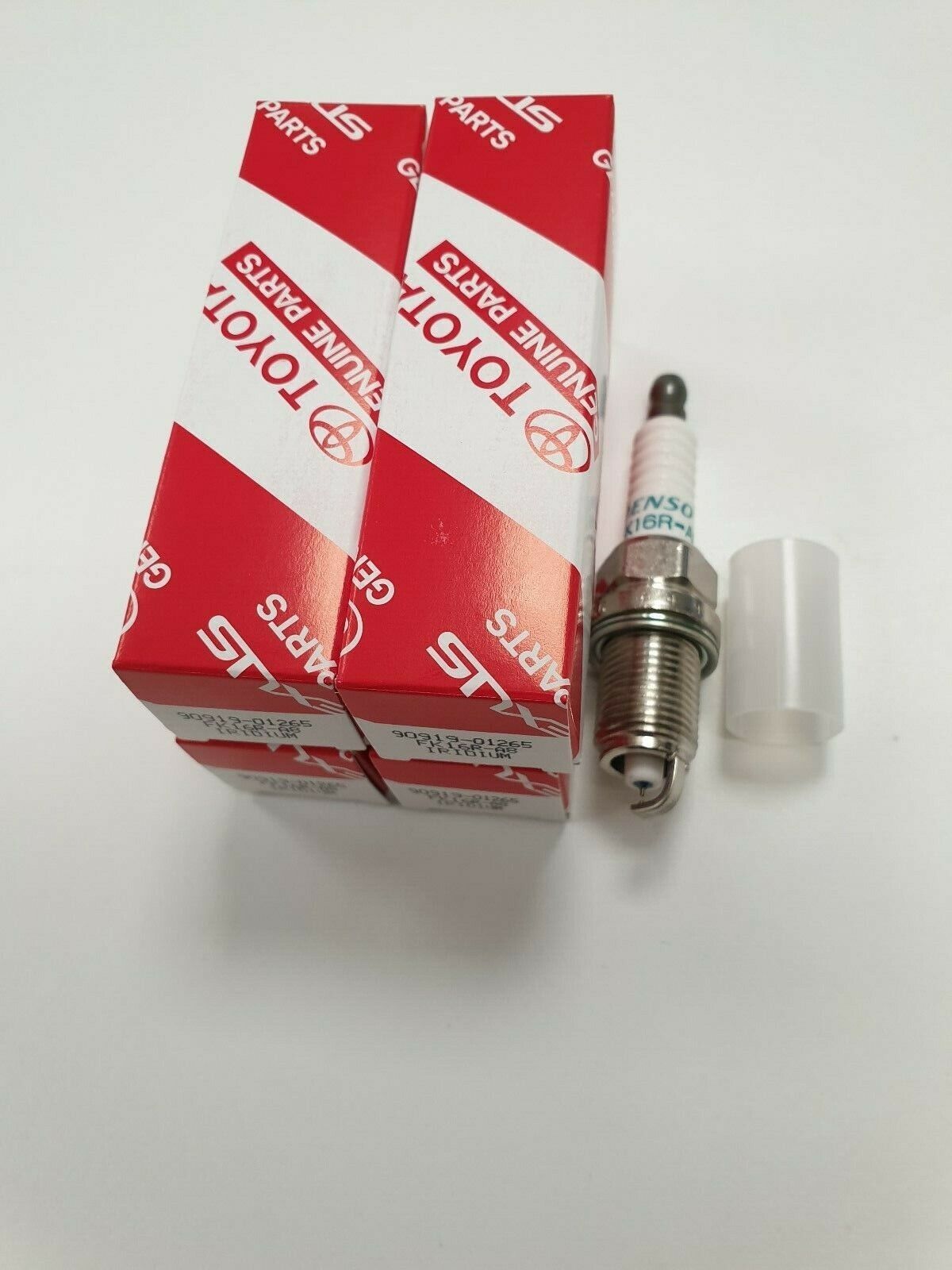 Toyota Aqua Axio Fielder Hybrid Spark Plugs 4 Pc Brand New 90919-01265  -  FK16R-A8. 