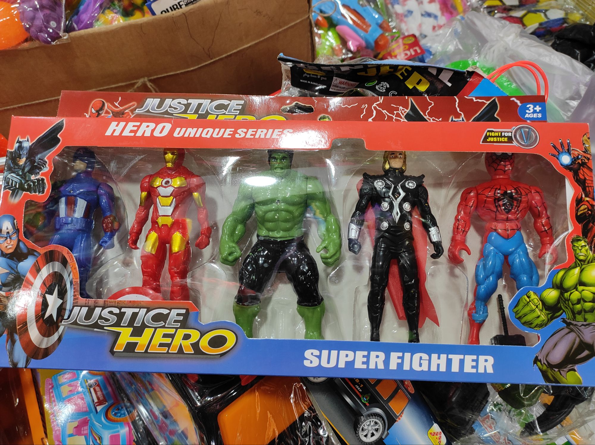 Super Heroes Figures Set, Marvel Action- Pack of 5 PCS Plastic Marvel Action Toy Set. 