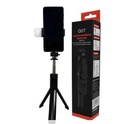 Q07 Bluetooth Selfie Stick, Mini Video Tripod