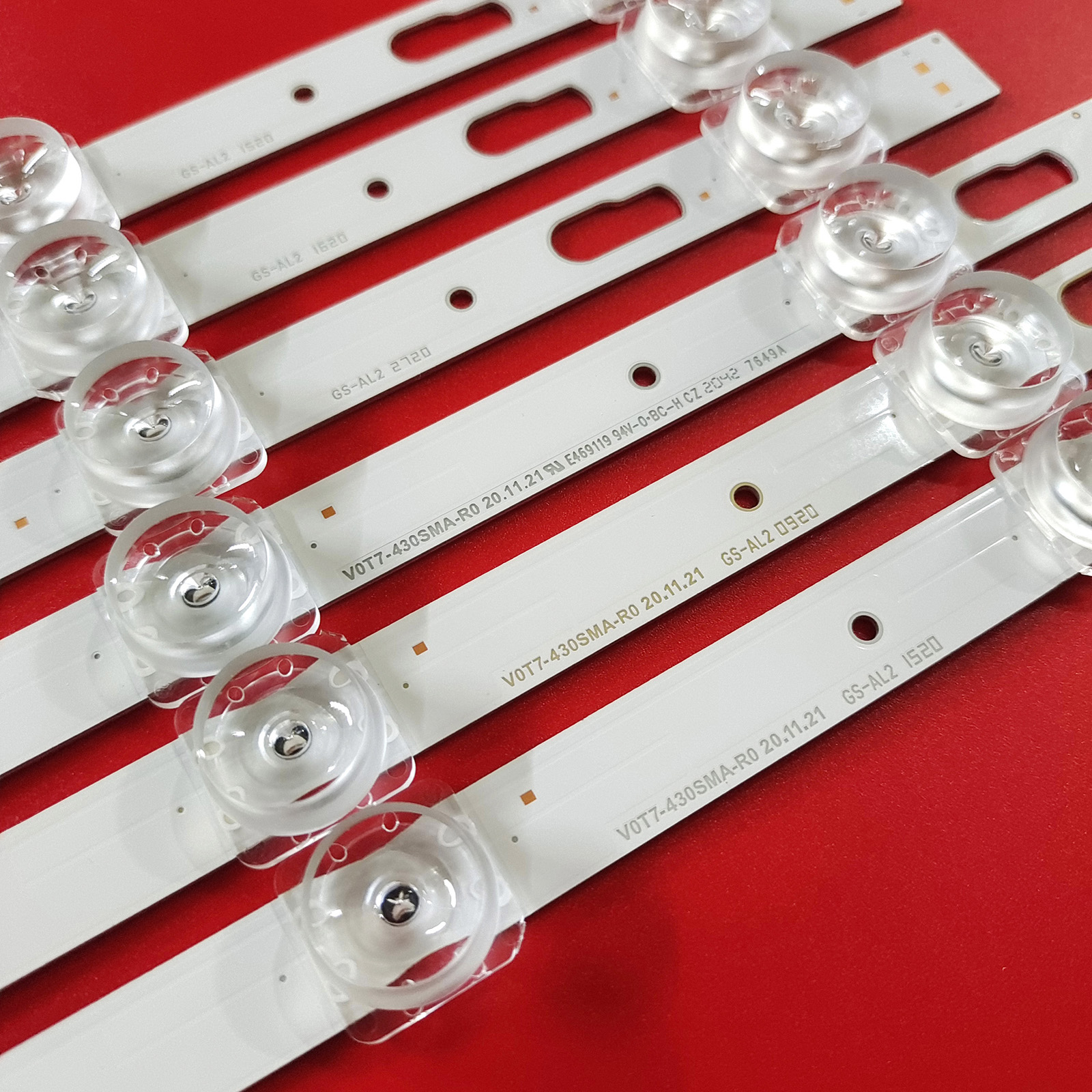 6Pcs 1Set LED Backlight Strip for Samsung 43" TV V0T7-430SMA-R0 V0T7-430SMB-R0 UE43TU7072U UE43TU7092 UE43TU7170U CY-GT043HGAY2. 