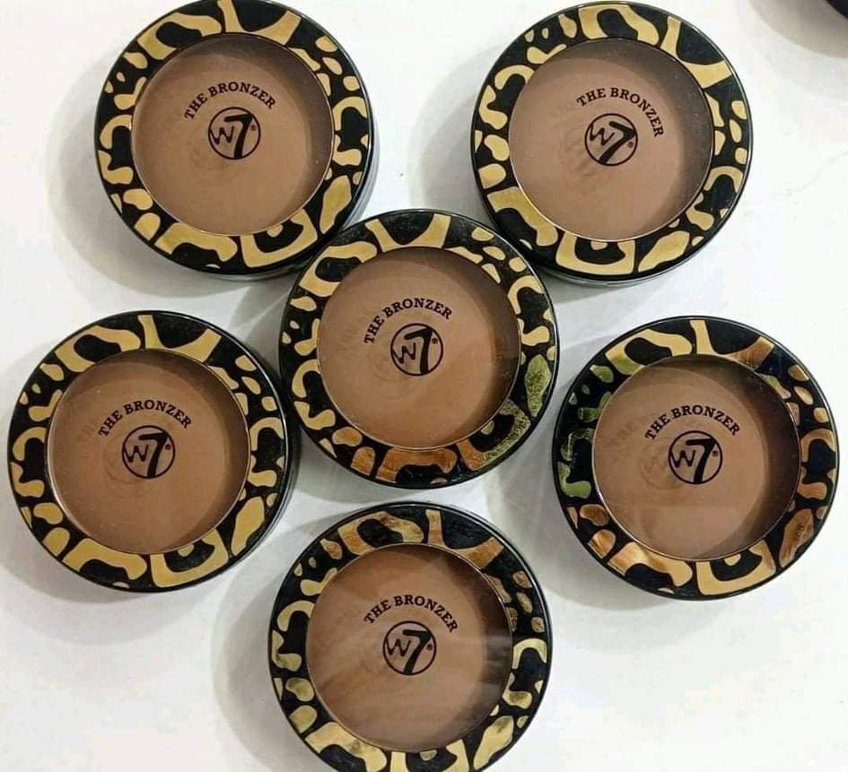 W7 The Bronzer Matte Bronzing Powder Compact -14g w7 Bronzer London. 
