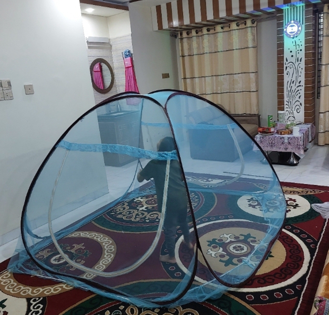 Foldable Self standing Mosquito net for double bed. 