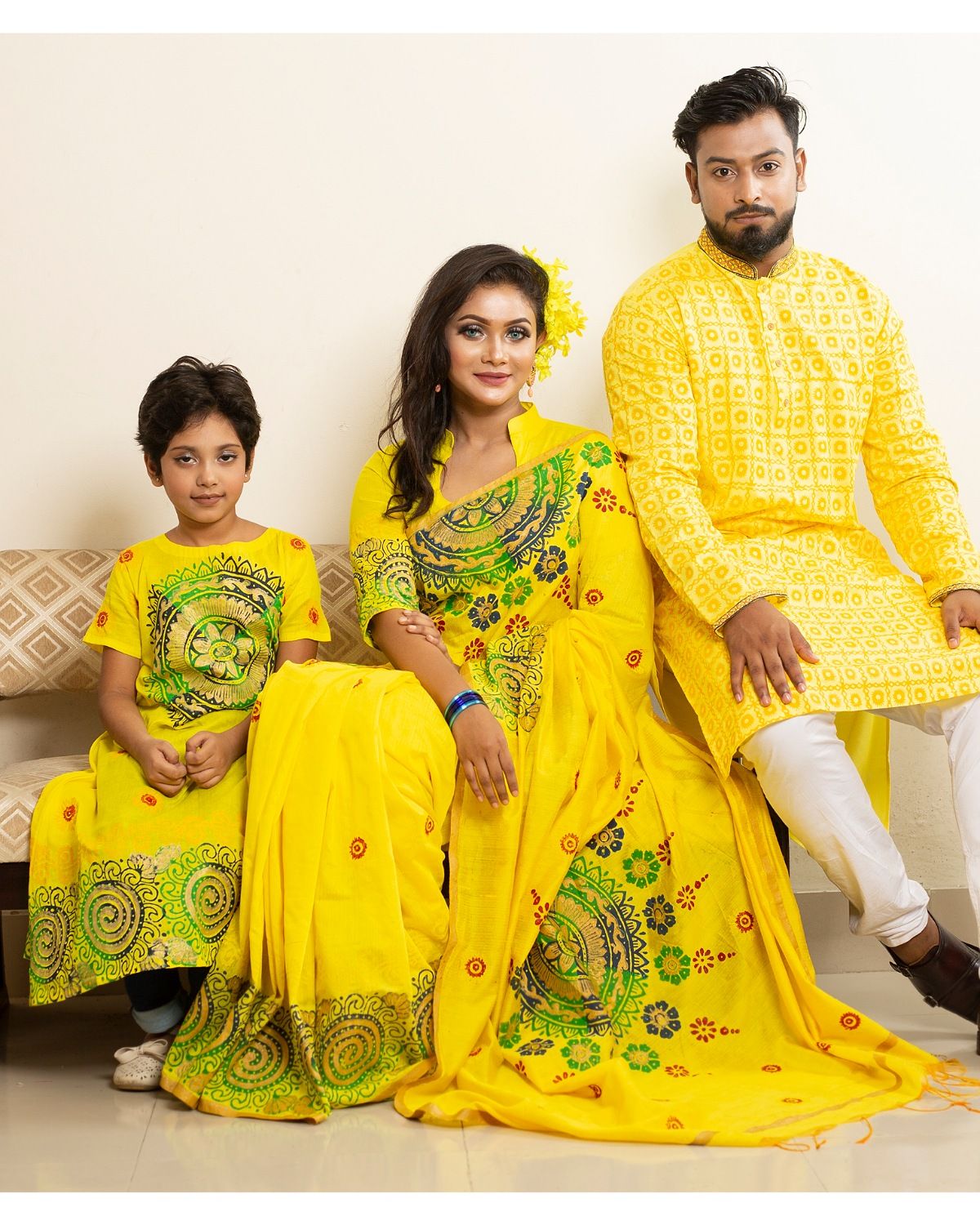 Lemon Yellow Georgette Ruffled Saree Set Design by Tamanna Punjabi Kapoor  at Pernia's Pop Up Shop 2023