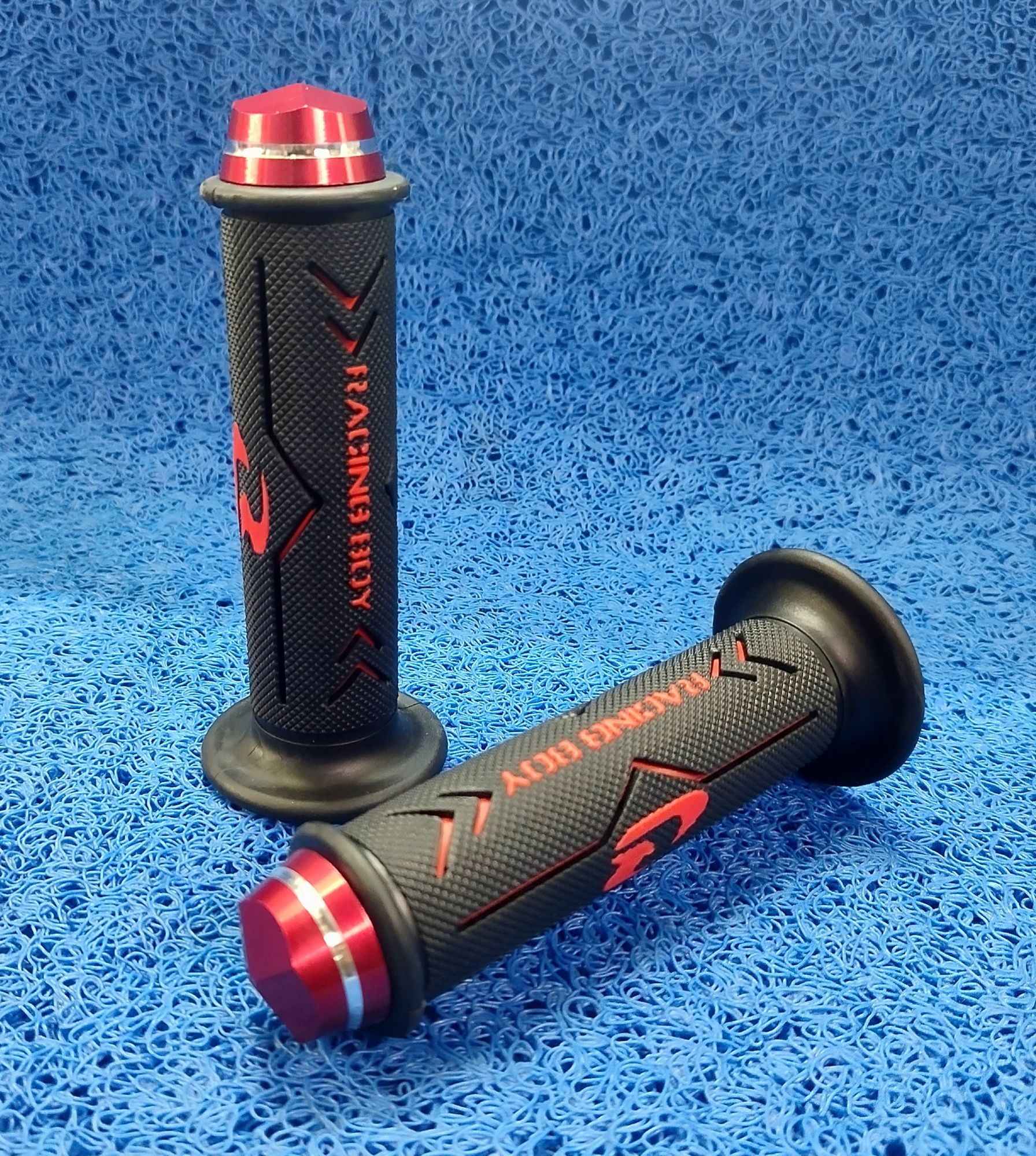 RCB, RB Alloy Handle Grip. Universal, Anti Slippery, High Quality And Durable, Resist Hand Fatigue, Sillicone Rubber, Easy Installation, Very Stylish. 