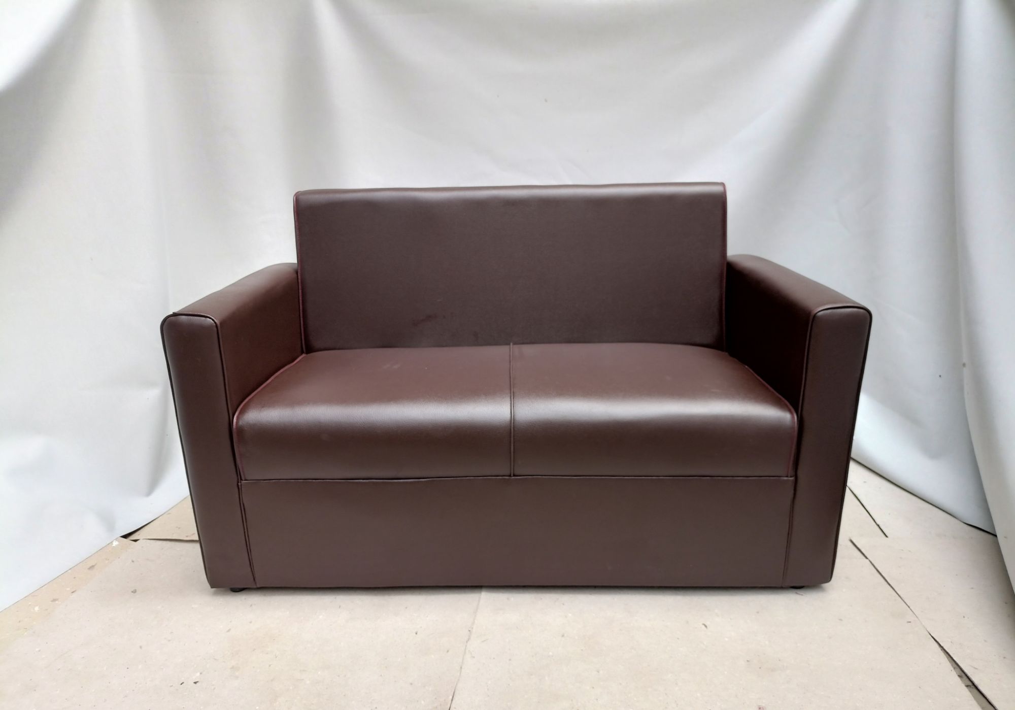 (FP-M-52)Premium Two sitar sofa better quality /home / office /living room furniture. 