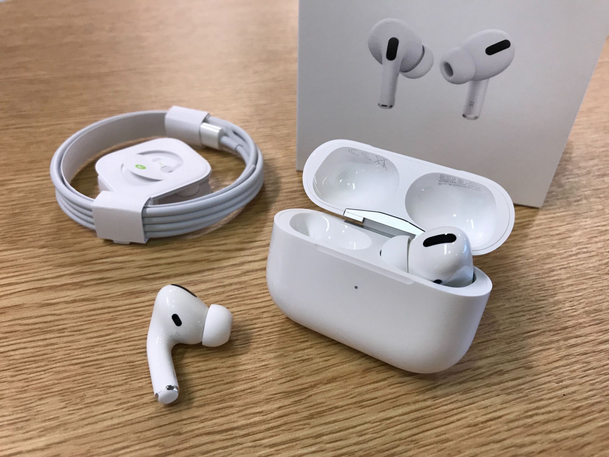 Airbuds Pro Airpods_Pro ANC 1562A FF+FB MADE IN Dubai Noise Reduction Bluetooth EarbudS_