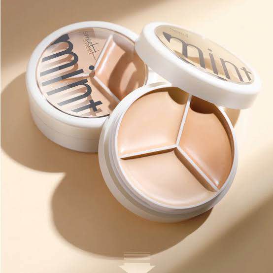 Sweet Mint Concealer, Tri-color Concealer Palette of Covers Acne Marks Dark Circles