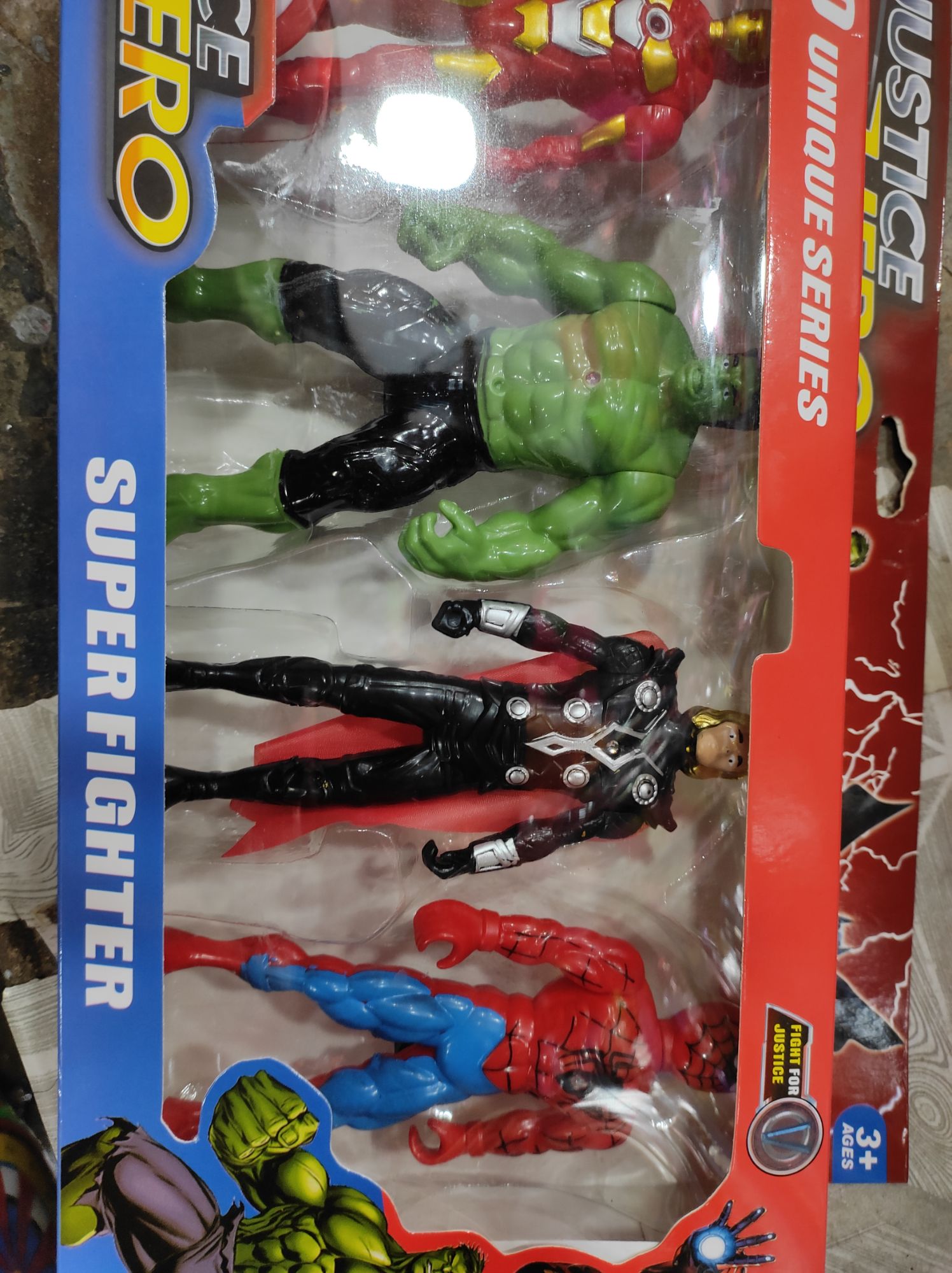 Super Heroes Figures Set, Marvel Action- Pack of 5 PCS Plastic Marvel Action Toy Set. 