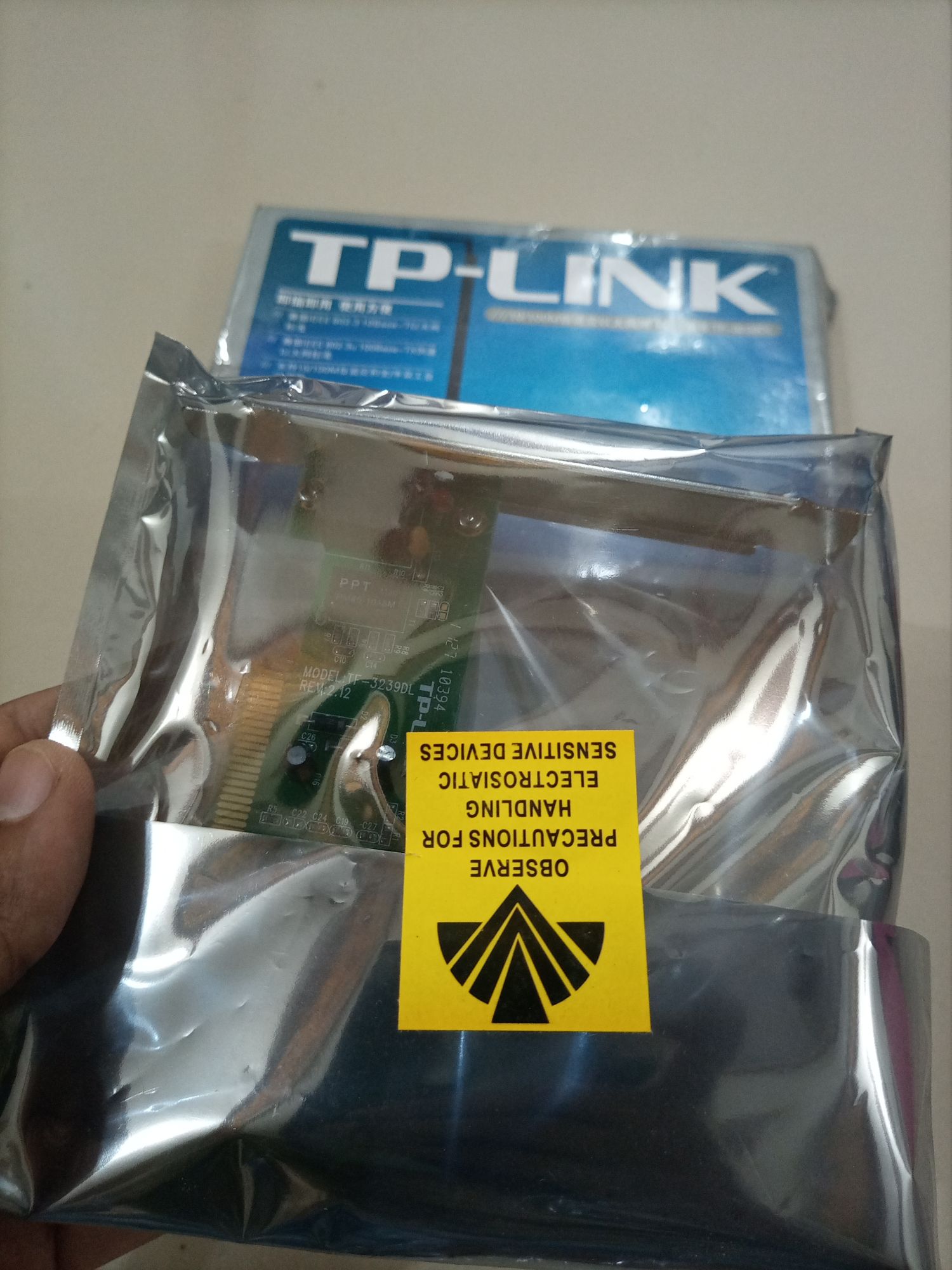 TF-3239DL End of Life 10/100Mbps PCI Network Adapter. 