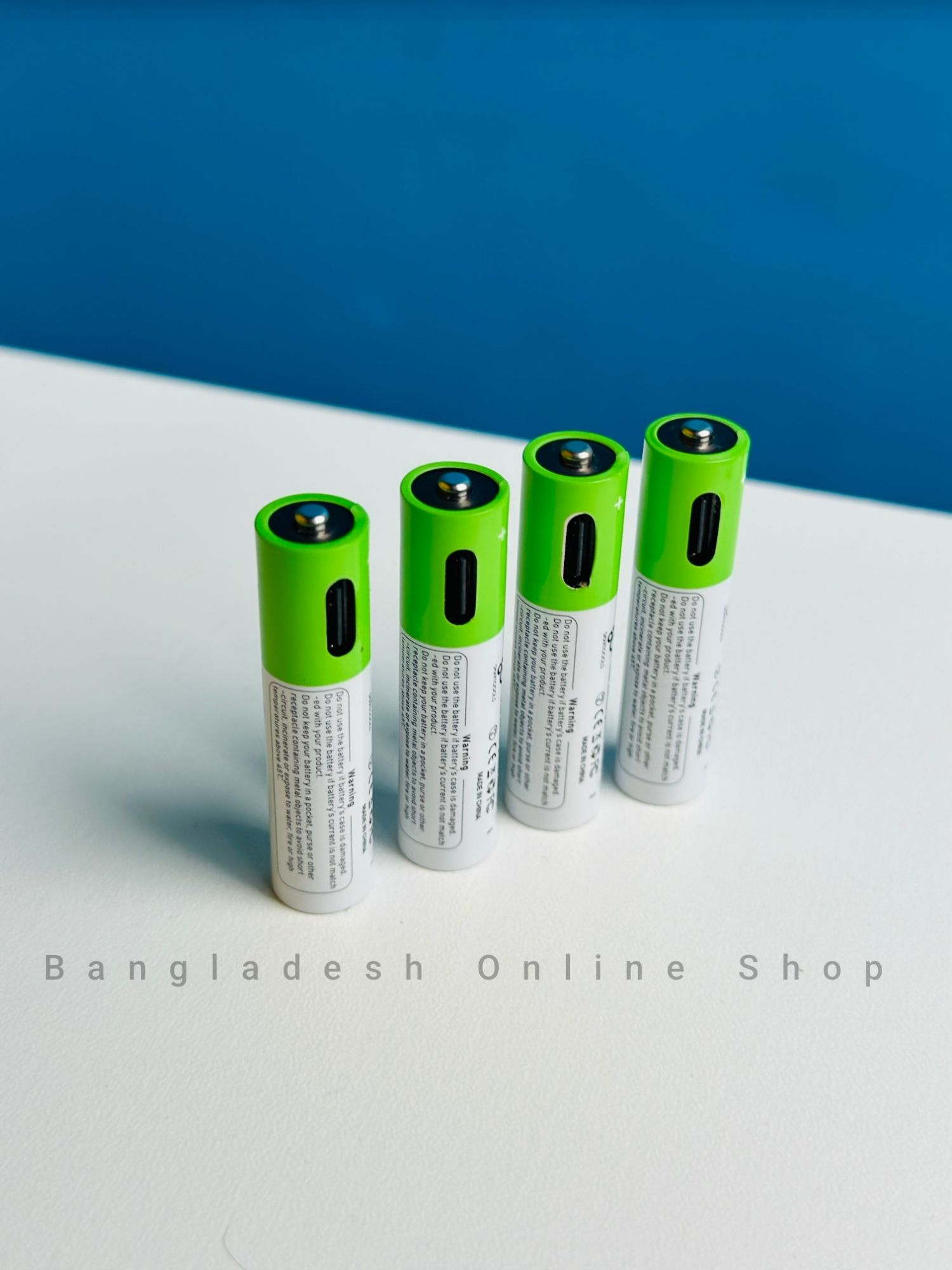 SmarToools RB40 AAA 1.5V 750 mWh Rechargeable Battery (4/2 Pcs Set). 