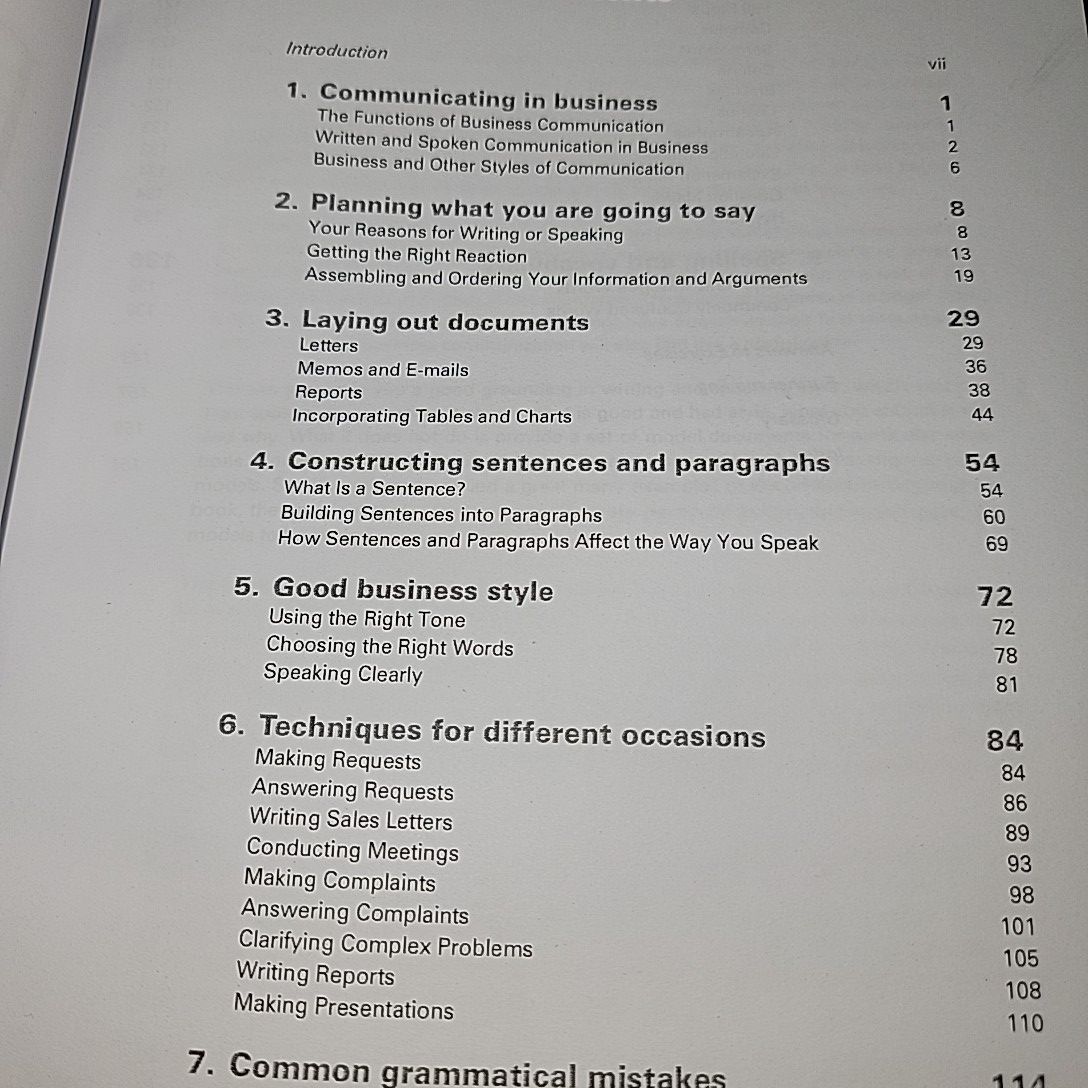 A Guide to Good Business Communication By Michael Bennie. 