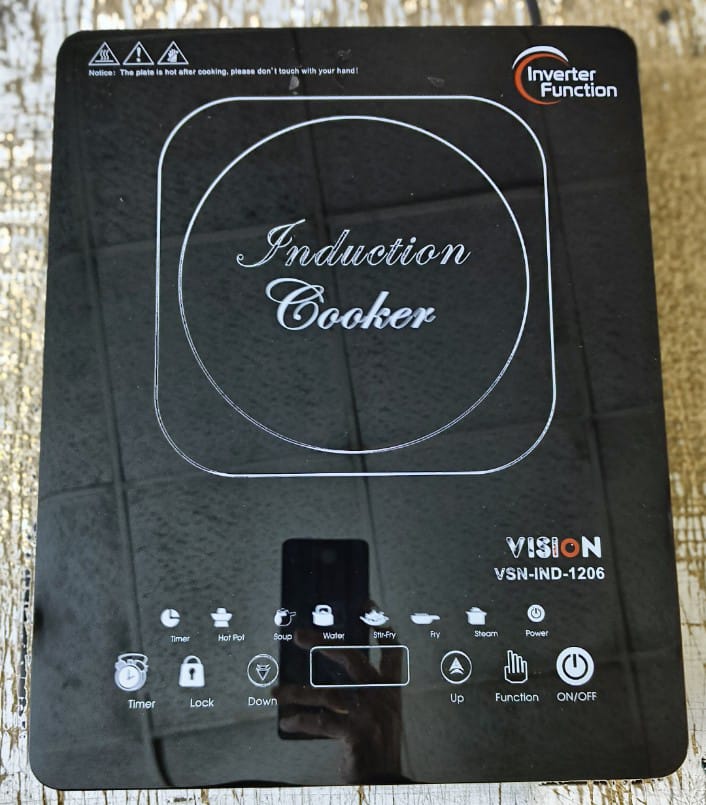 VISION TOUCH CONTROL INDUCTION COOKER. 