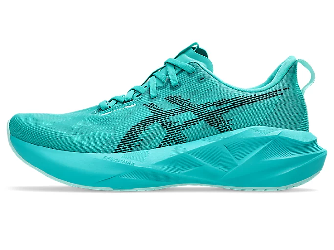 asics gel Novablast 5 running shoes. 