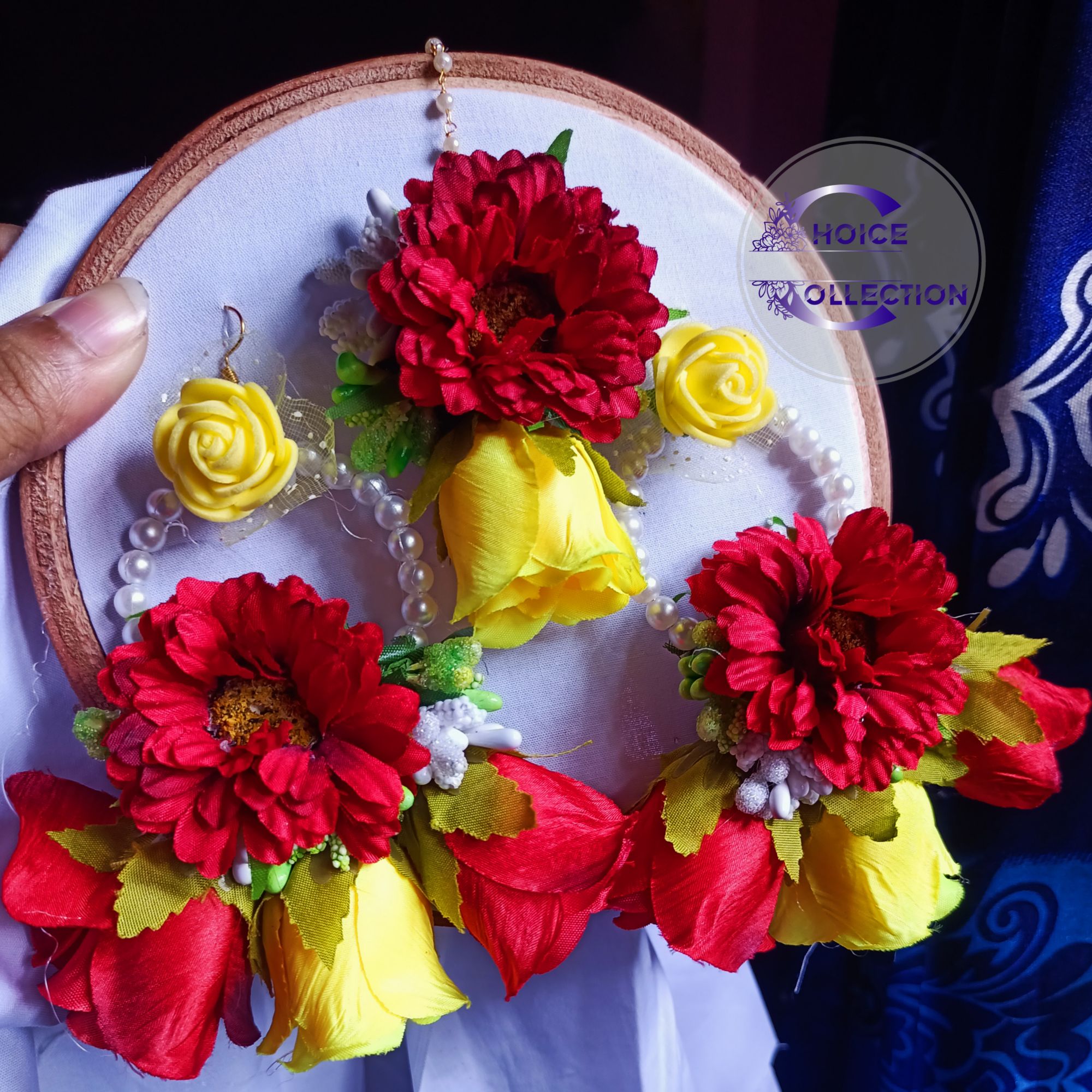 Floral Jewelry Set/ Earrings and Tickle