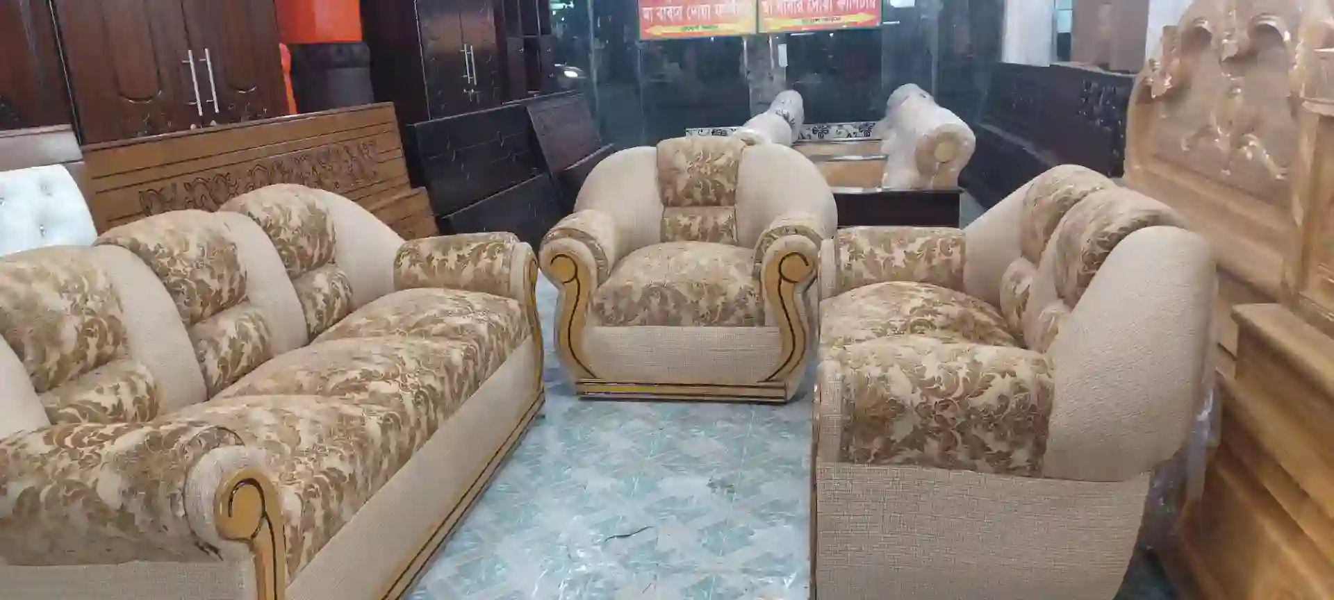stylish godhi sofa set