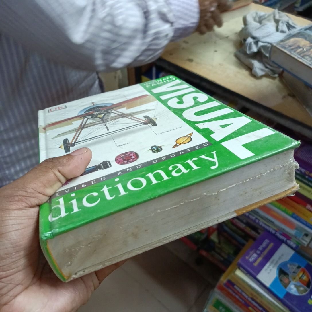 Ultimate Family Visual Dictionary Ap Edition. 