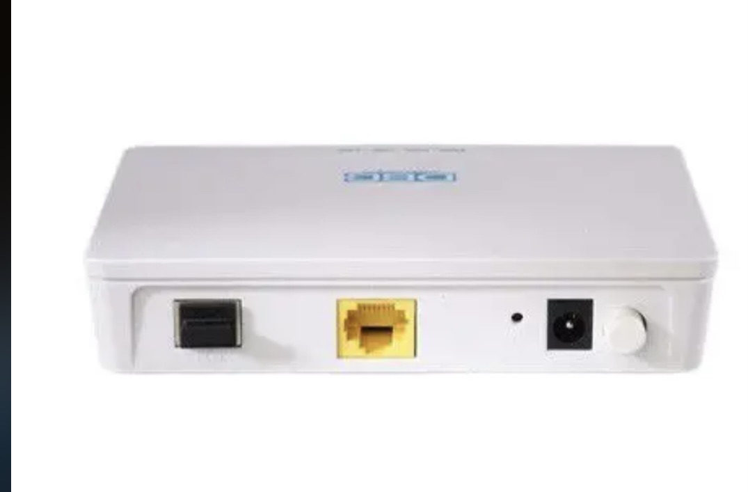1 Ge Port DBC SFU-VR100 (XPON 1GE ONU), For Home/Office/Commercial, Upto 300 Mbps