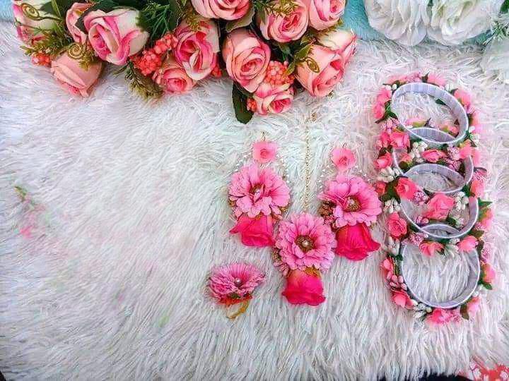 Artificial Floral Jewellery Set For Women 4 Pieces Set