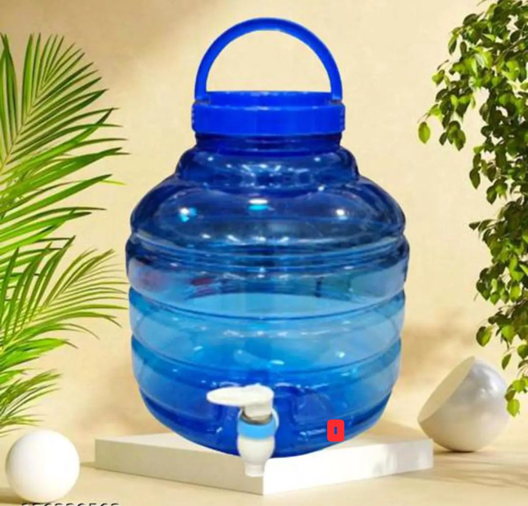 Plastic Water Dispenser 8 Litre With Handle And Lid - Convenient Water Dispenser For Easy Access To Refreshing Drinks. 