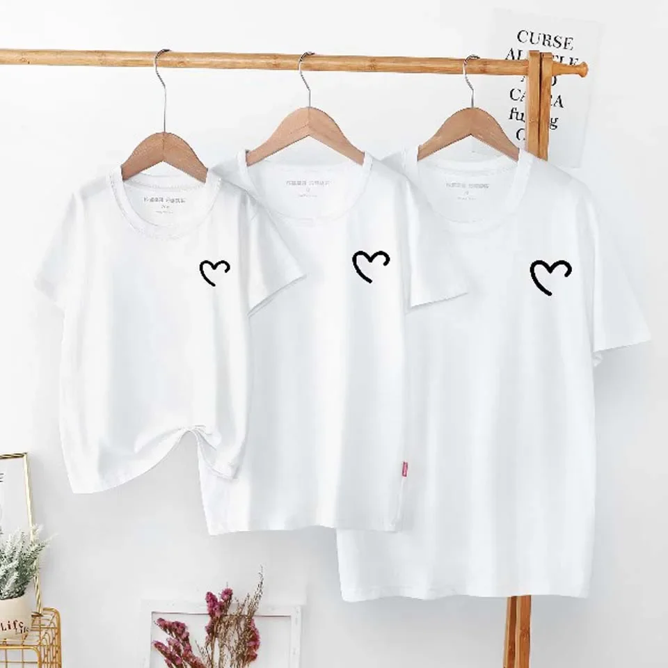 Summer Cotton Baby Mom Dad T Shirts Tops Fashion Family Matching Outfits Daddy Mommy And Daughter Son Matching Clothes. 