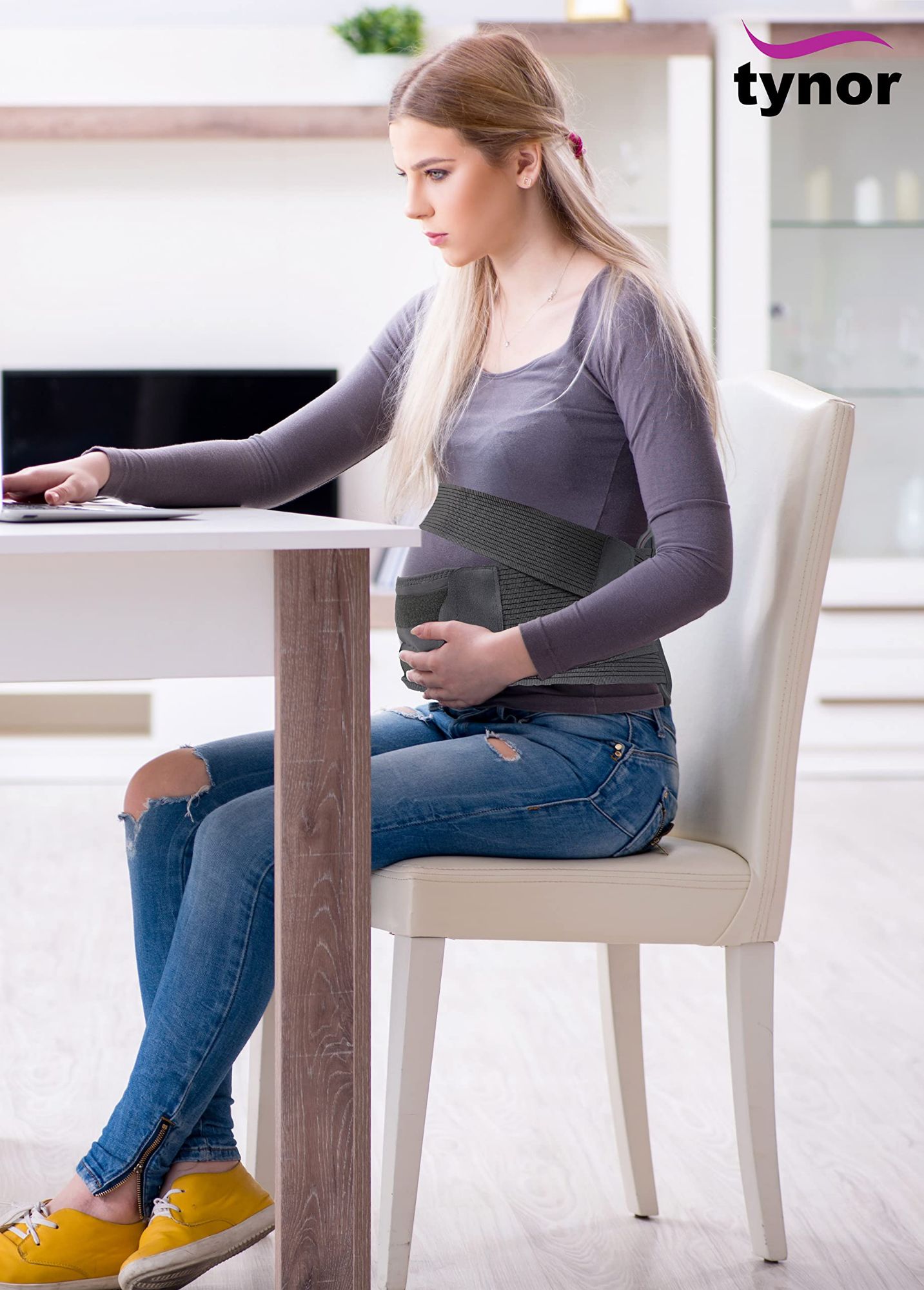 Pregnancy back support Belt Tynor. 