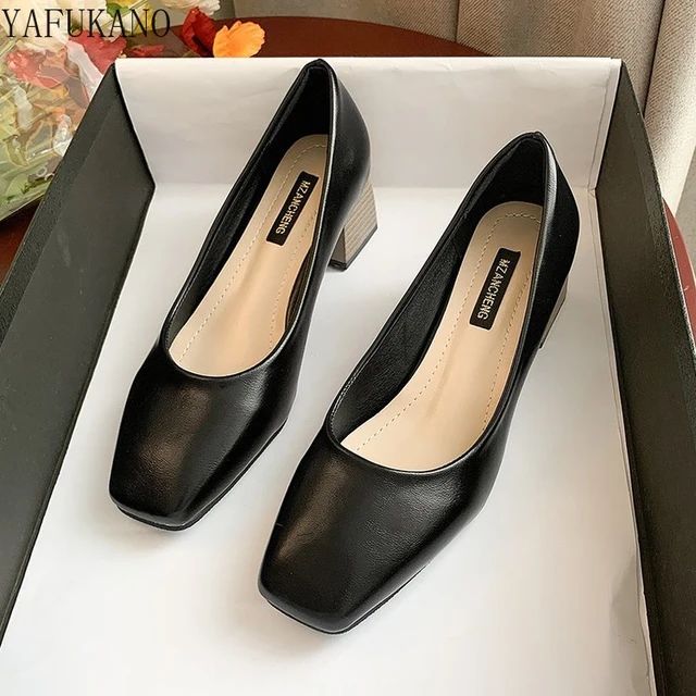 Shallow Mouth Square Toe Chunky Block Heel High Heels Retro Grandma Shoes Mid Heel Comfort Career Work Shoes Simple Lady Pumps. 