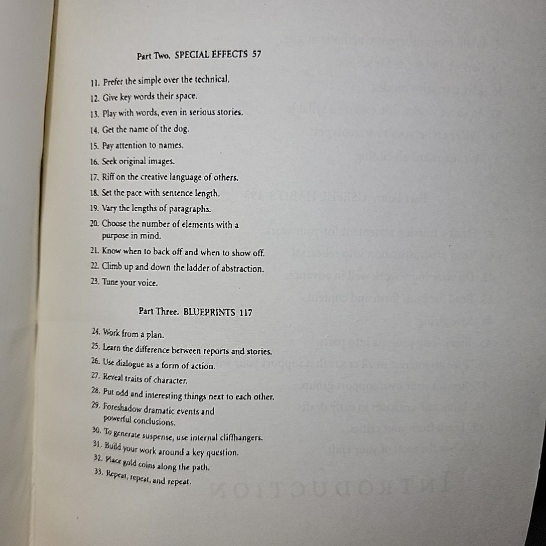 Writing Tools; 55 Essential Strategies For Every Writer By Roy Peter Clark. 