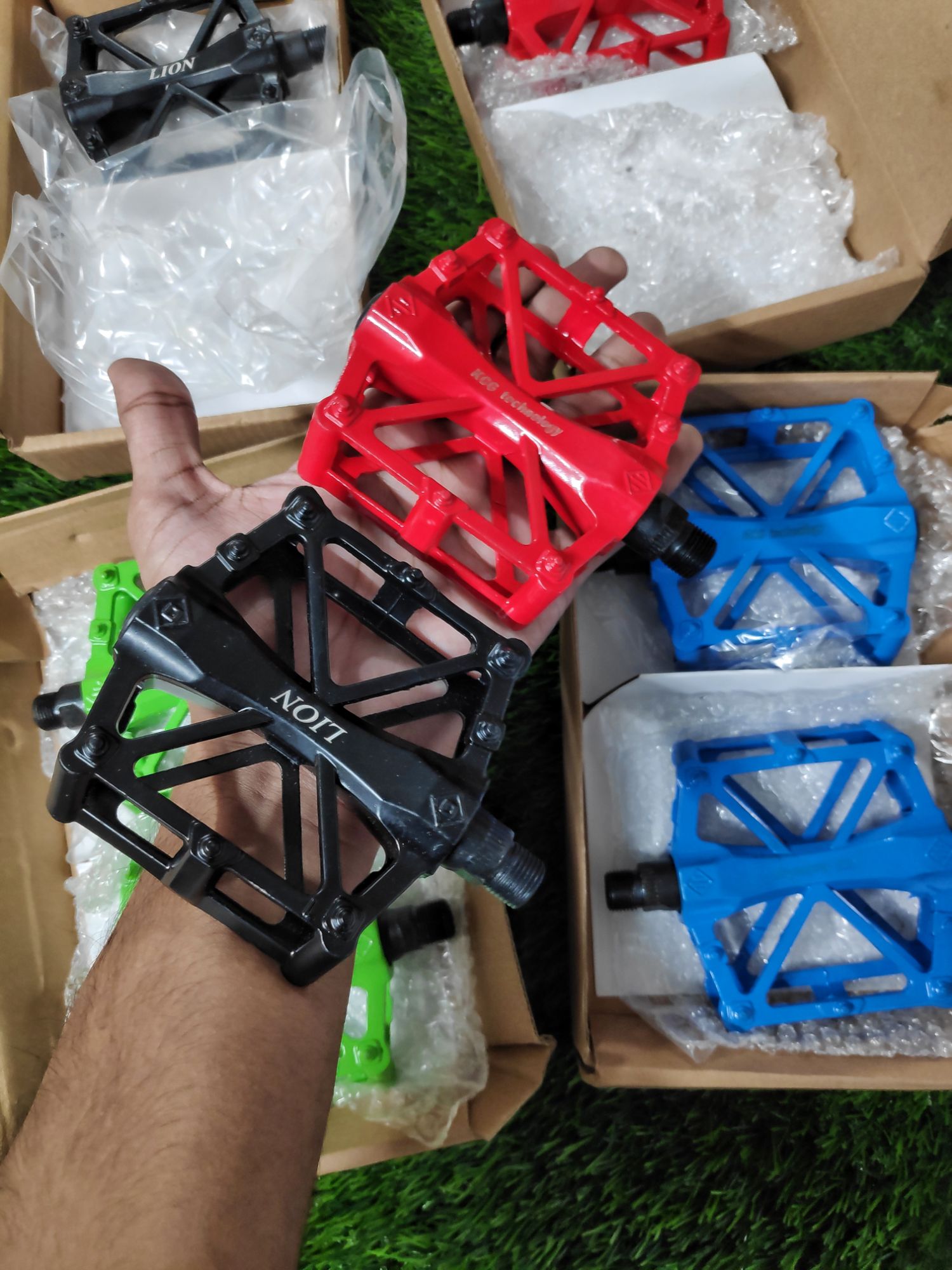 Bicycle Aluminum Ctancto X Shapped paddle. 