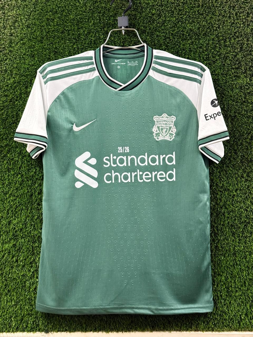 Liverpool jersey 2025/26 half sleeve Thai premium. 