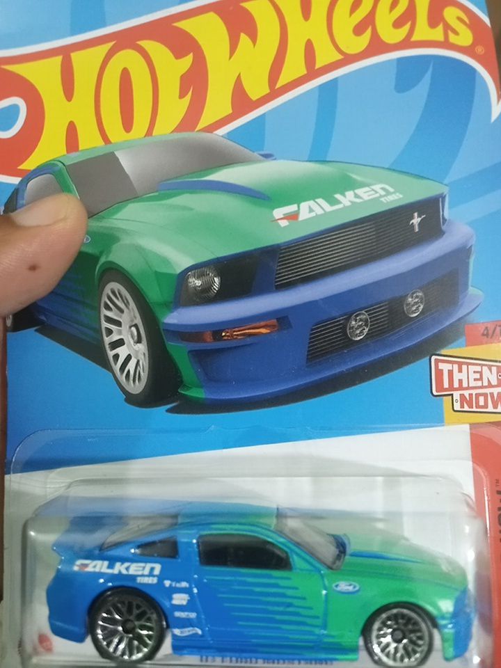 Hot Wheels ‘71 Dodge Charger 1 of 3,000 Hot Wheels '71 Dodge Charger - Art Cars 5/10-109/250 [Grey