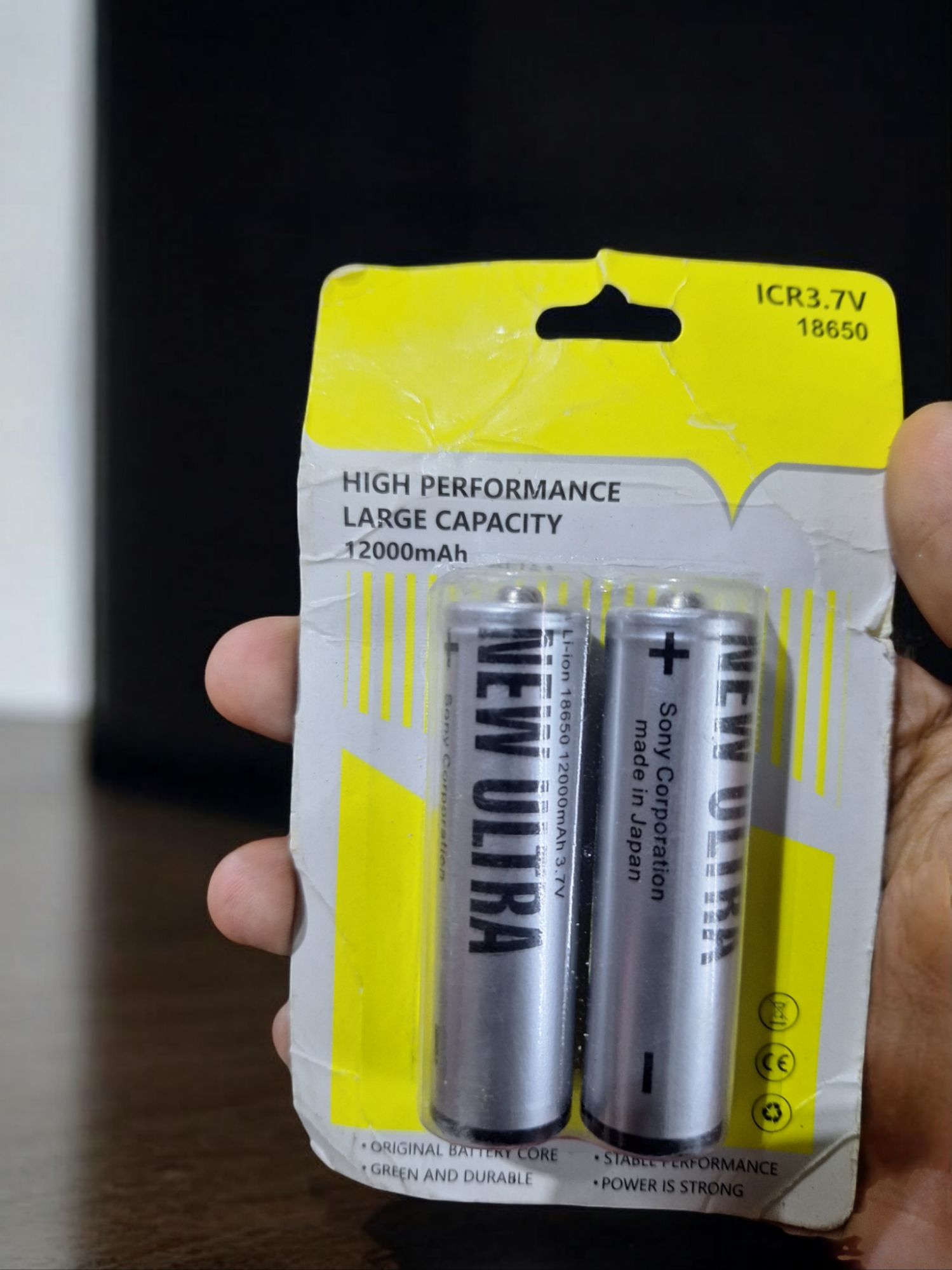 ICR3.7V
18650 New Battery
HIGH PERFORMANCE
LARGE CAPACITY
1200mAh