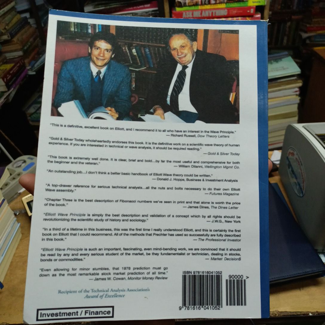 Elliott Wave Principle: Key to Market Behavior

Book by A. J. Frost and Robert Prechter. 