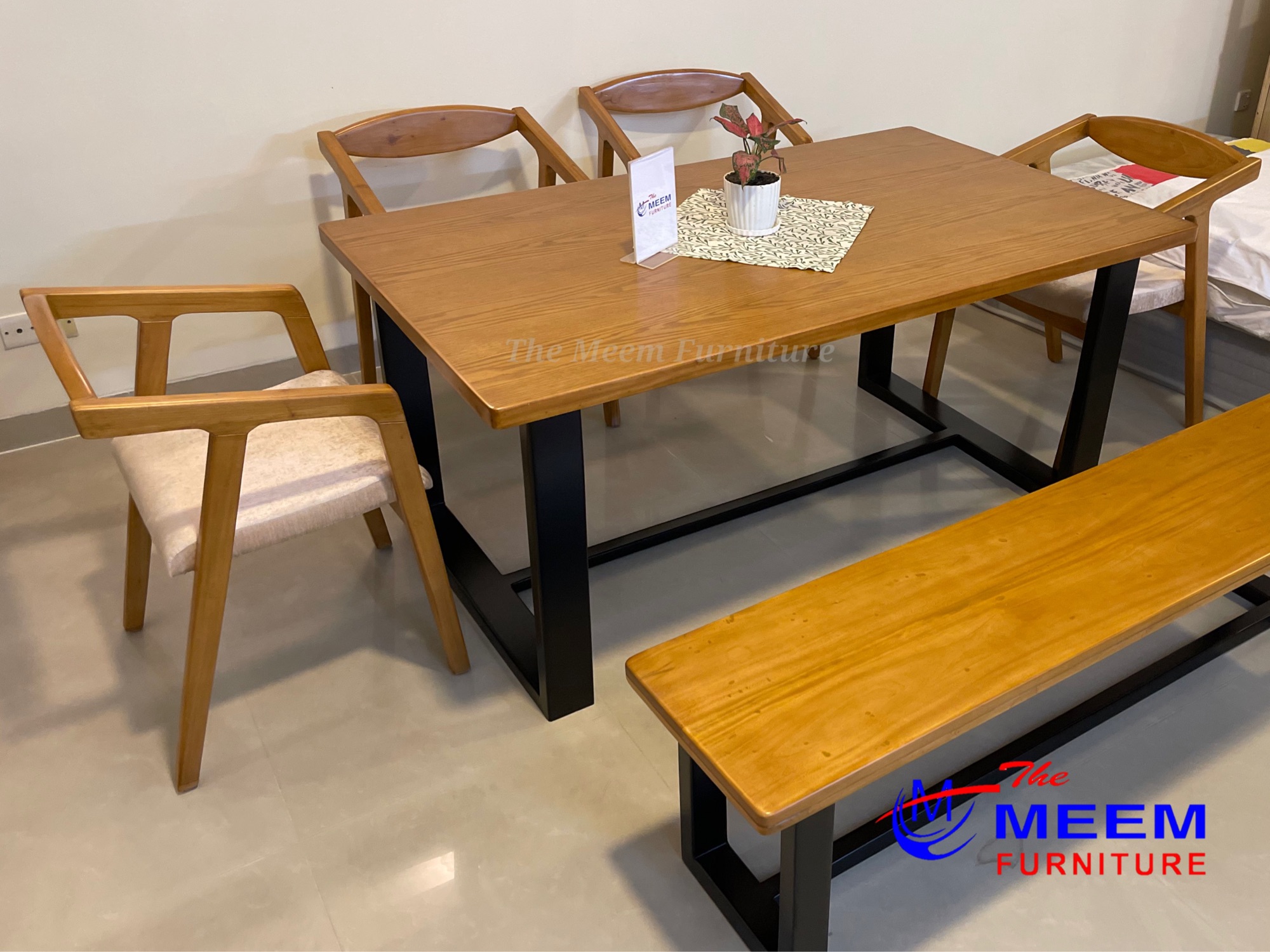 Dining Table set Modern Style 4 Chair With Bench. 