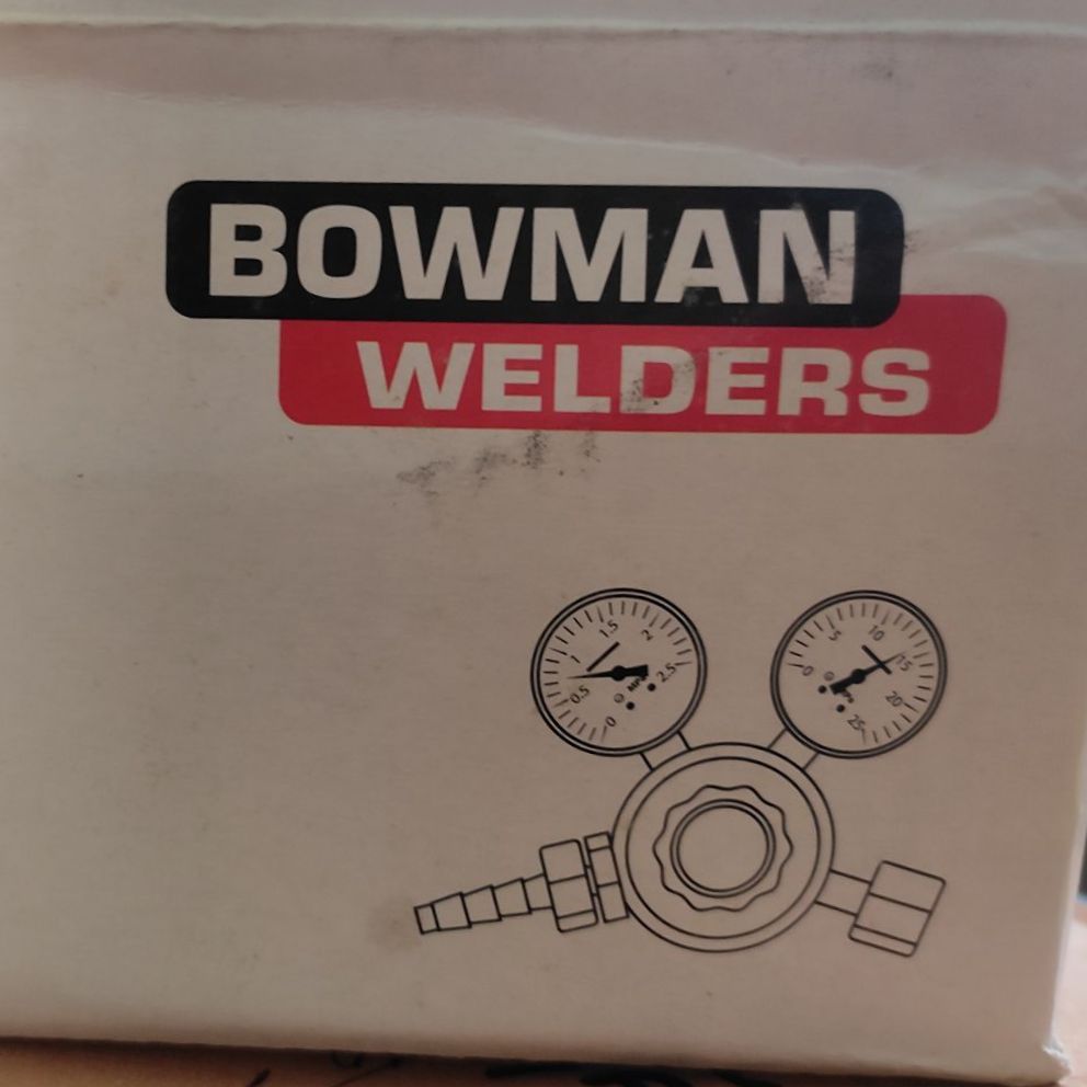 BOWMAN OXYGEN REGULATOR. 