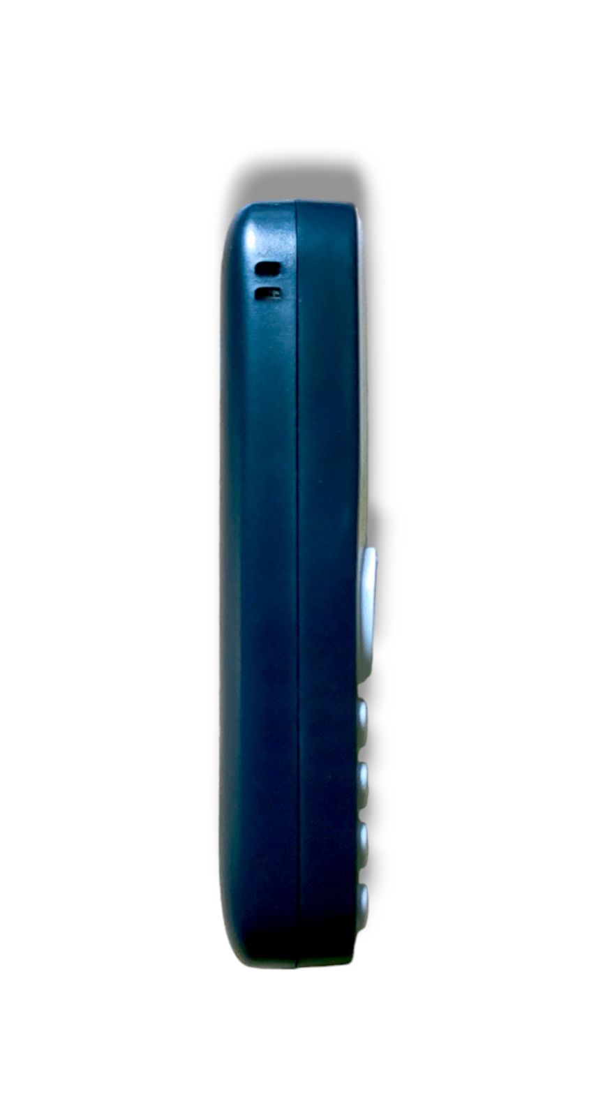 VMAX V17 Super Small Button Phone comparable for voice call. 