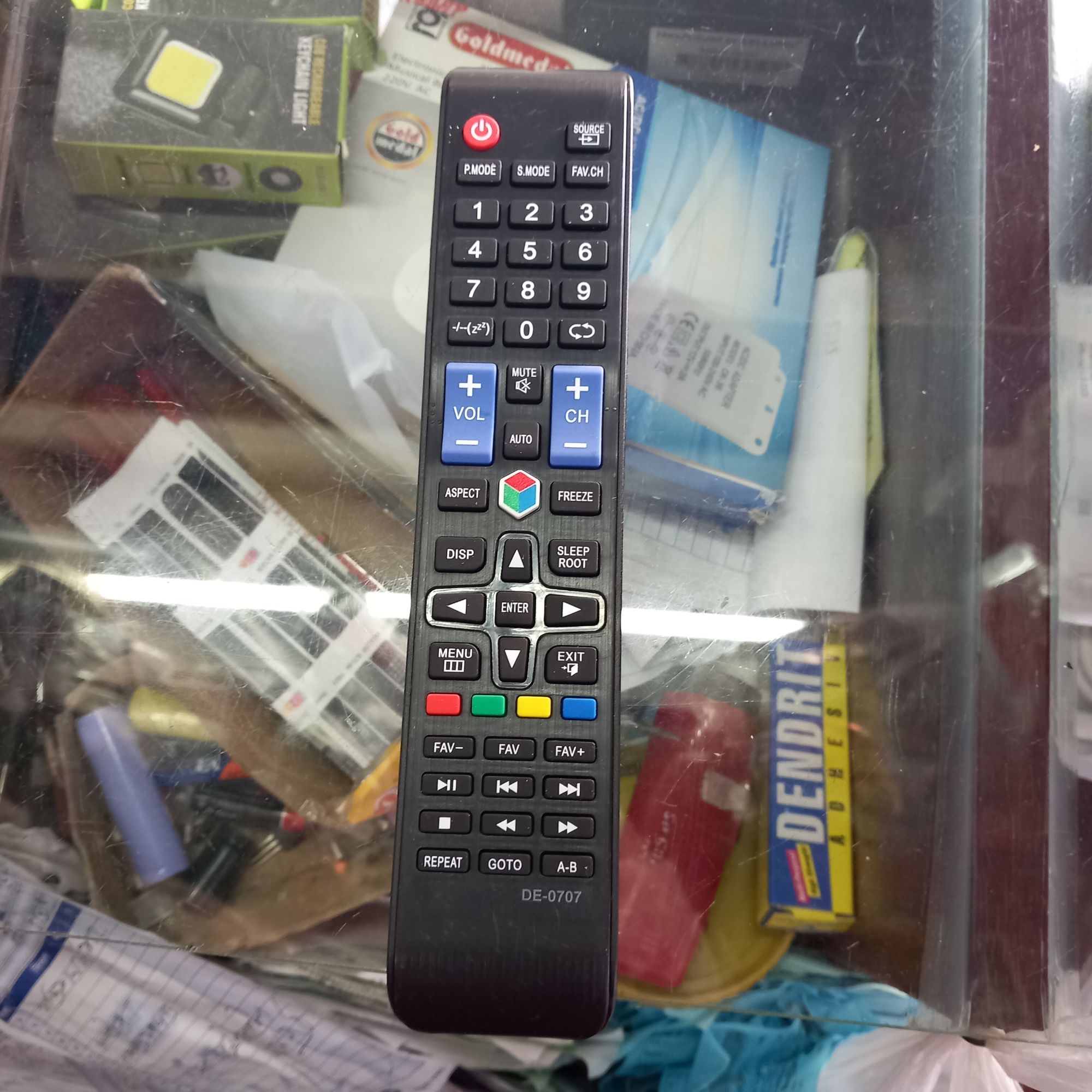 RANGS LED TV REMOTE MODEL DE0707. 