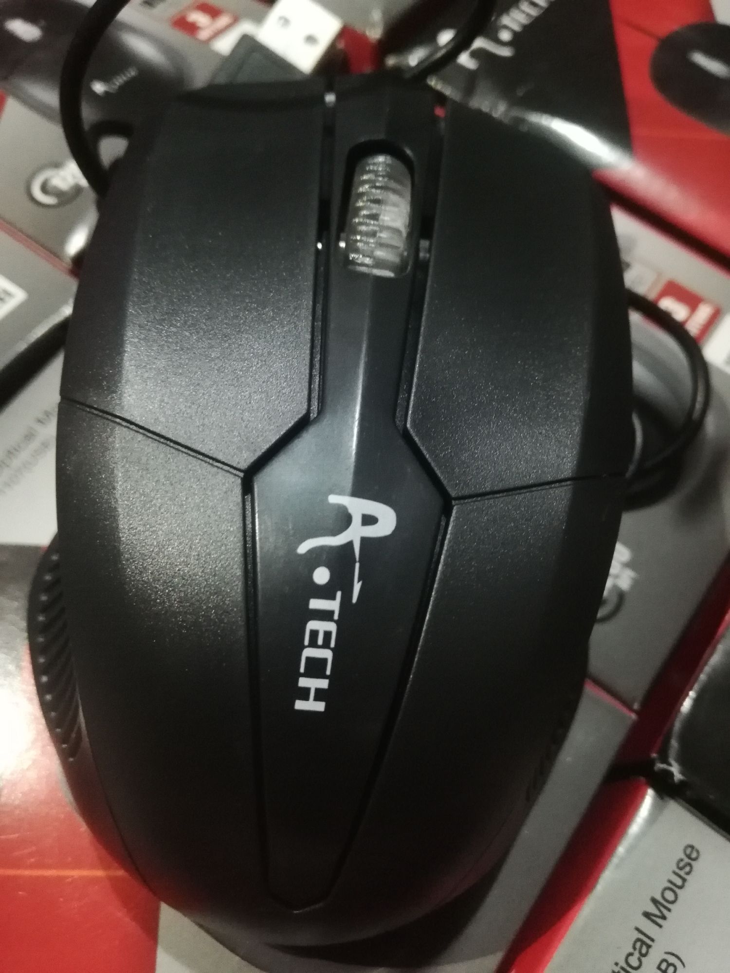 A.TECH (USB) optical Mouse model (Op185). 