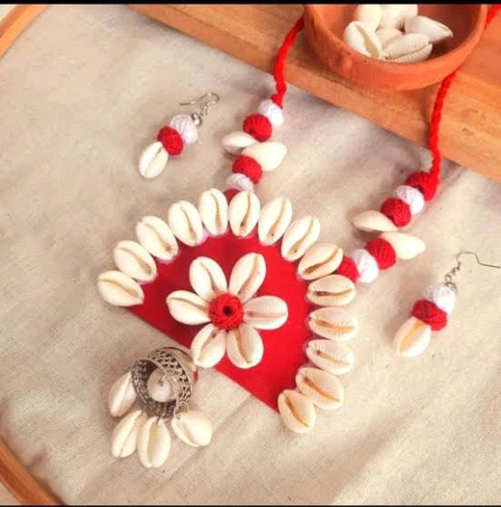 Unique design korir jewellery set. 