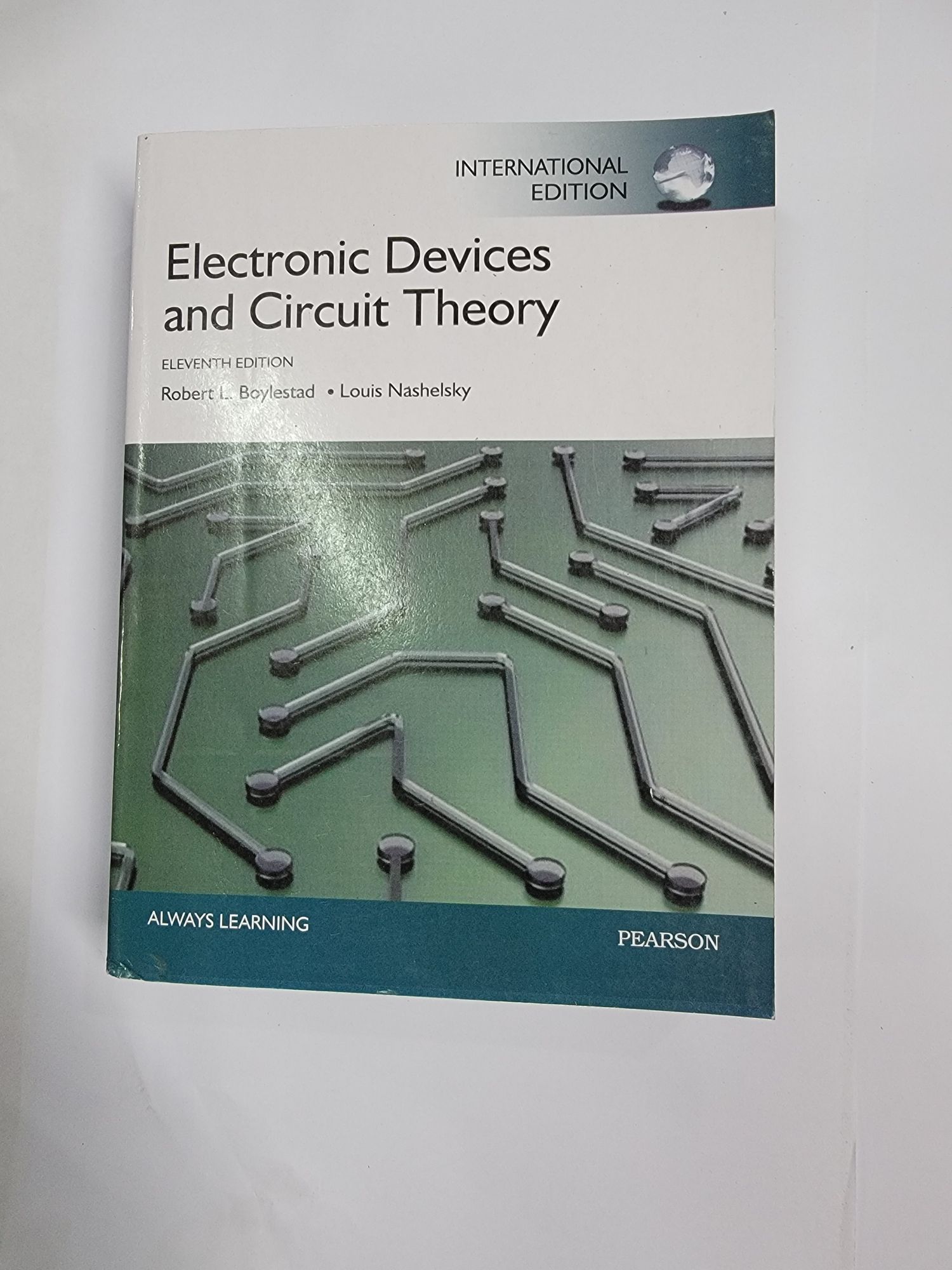 Electronic Devices and Circuit Theory

Book by Louis Nashelsky and Robert Boylestad