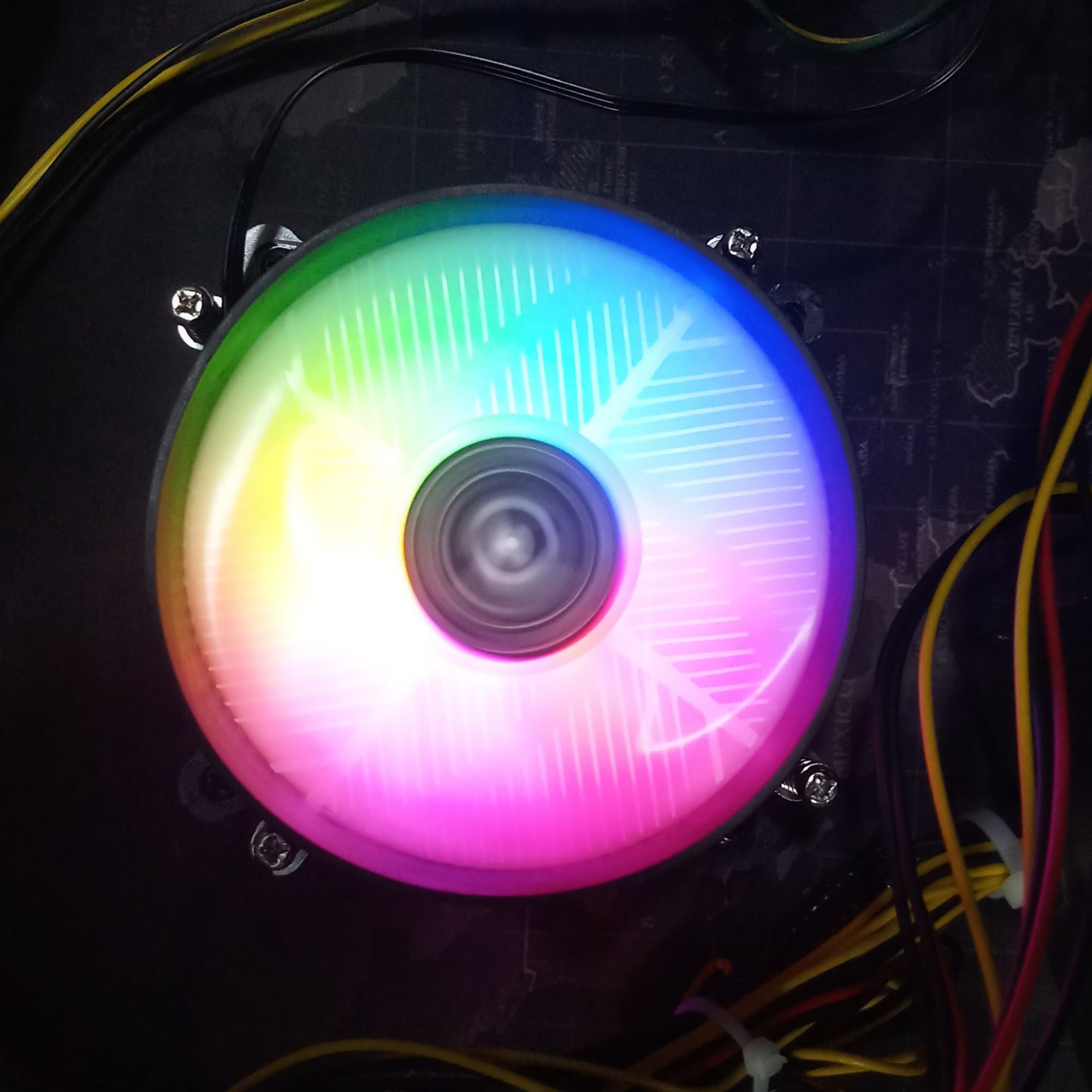 VALUE-TOP HF-350 CPU COOLER WITH 12CM RGB FAN. 