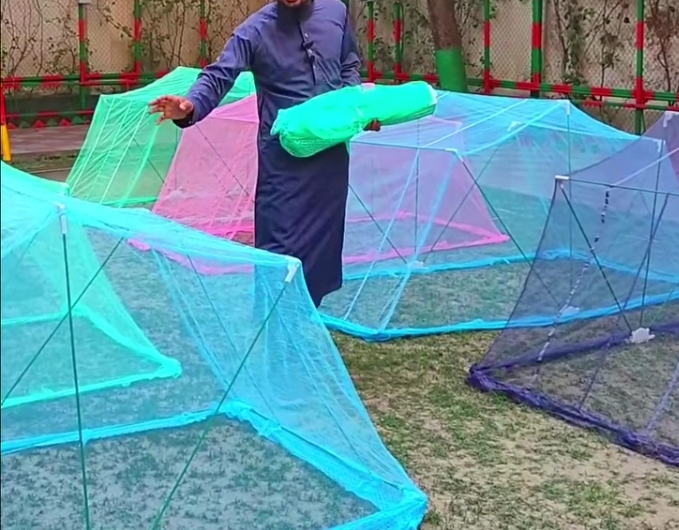 Foldable Self Standing Mosquito Net ফোল্ডিং চায়না মশারি. 