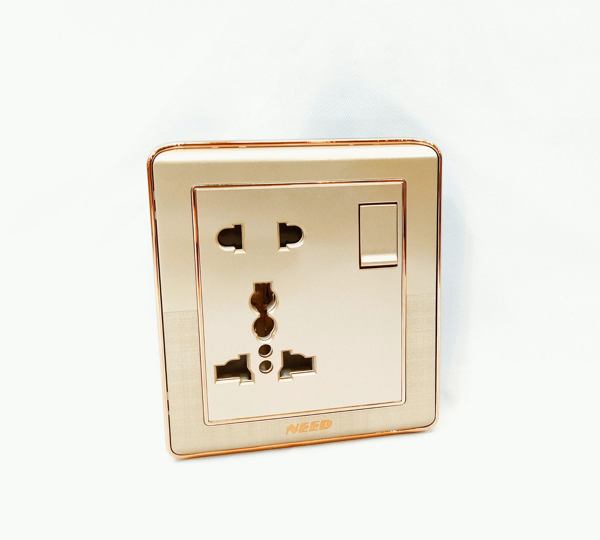 Need Gang Switch Premier Standard Value Pack: 4 Gang+ Fan Dimmer+13A 5 pin Multi Socket+3 gang Plastic Back Cover.. 