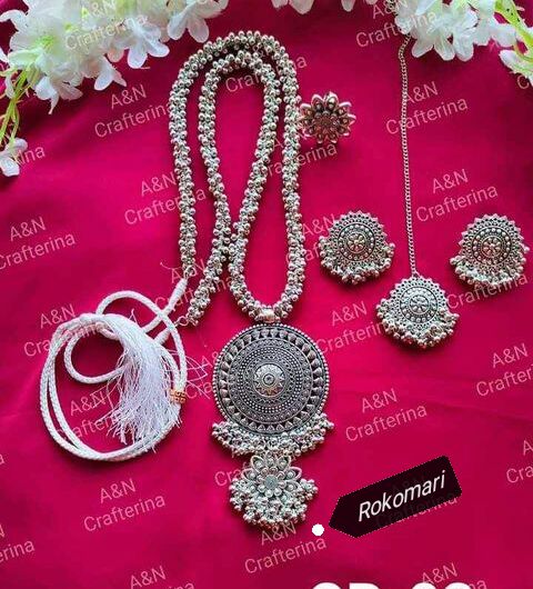 Gorgeous party wear antique silver pendant long necklace set for girls and women.