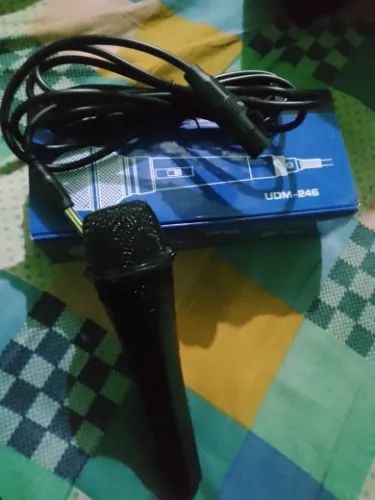 Uni-directional dynamic microphone, Carol Micro Phone - UDM 246 Made In Taiwan. 